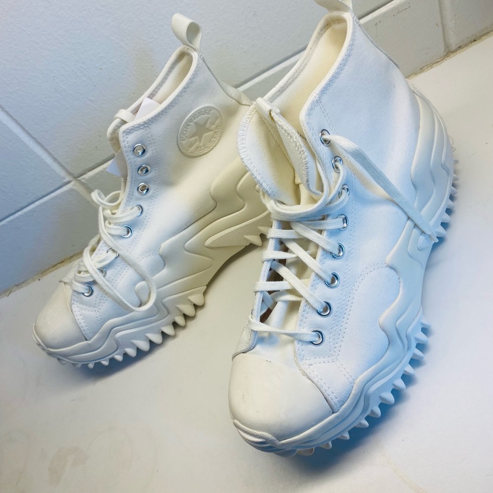 Nice shoes!! - Picture 6 of 10